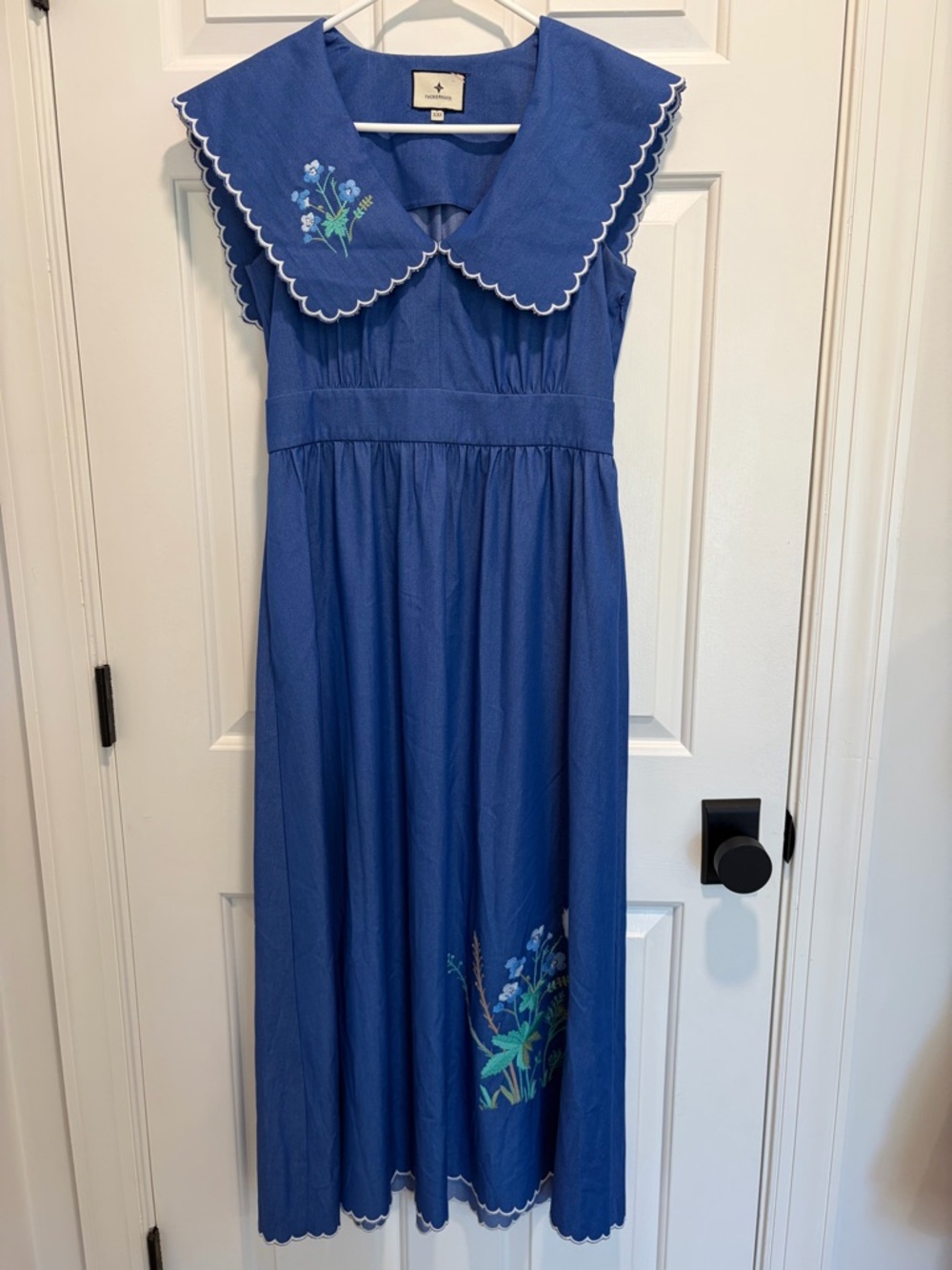 TUCKERNUCK Chambray Davis Dress - Picture 3 of 5